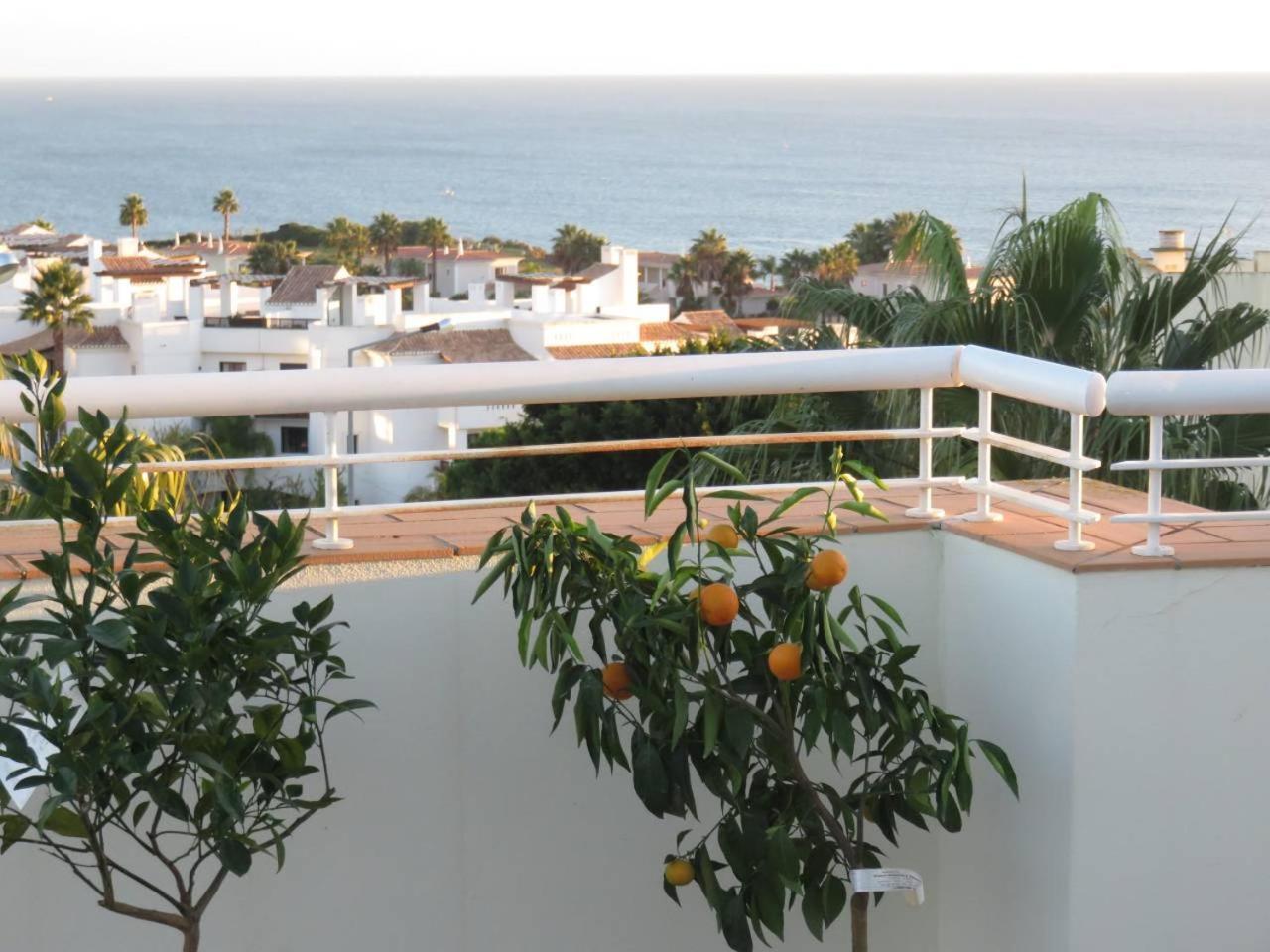 Sweden Apartment - Top Floor One Bedroom With Sea Views - Rs Lagos Zewnętrze zdjęcie